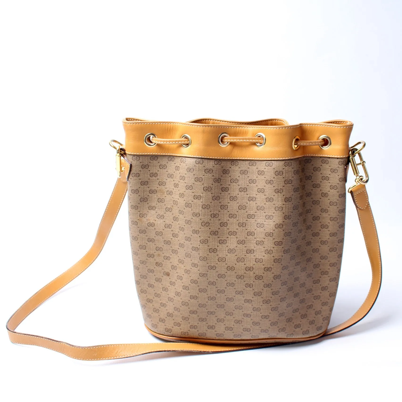 001.907.0791 Vintage Bucket Bag