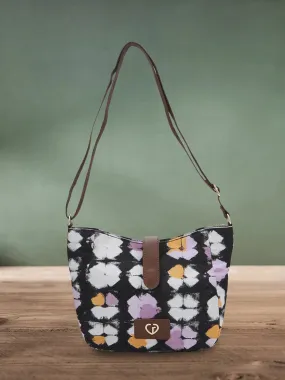 Caprese Enora Crossbody Medium Black