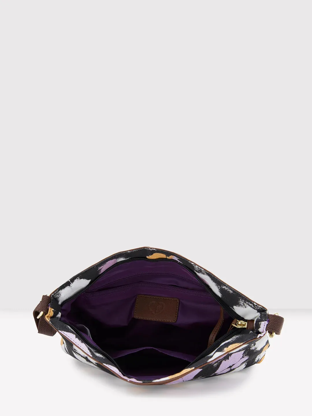 Caprese Enora Sling Large Black