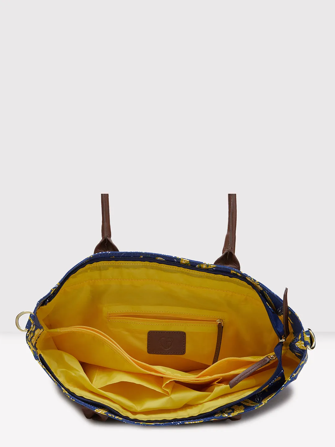 Caprese Hazel Tote Large Blue