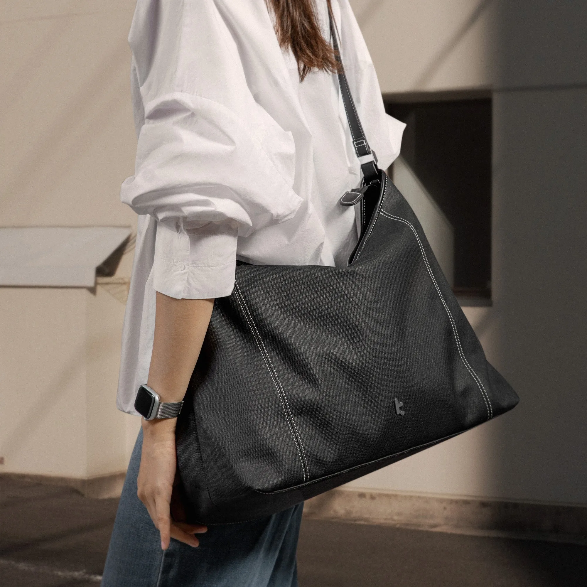 Versatile-T28 Laptop Tote Bag with Attachable Laptop Sleeve 18L