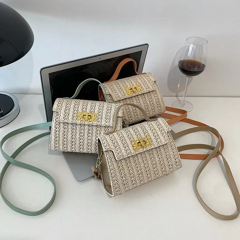 Vintage Flap Buckle Design Straw Crossbody Bag